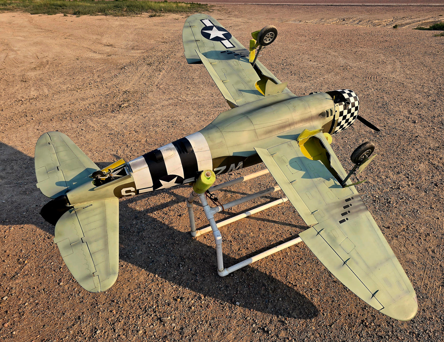 Robart P47 PNP Spektrum 12CH with gyro
